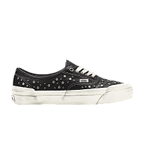Фото № 1 с приближением к товару «‎Vans Authentic 44 LX Studded Leather»