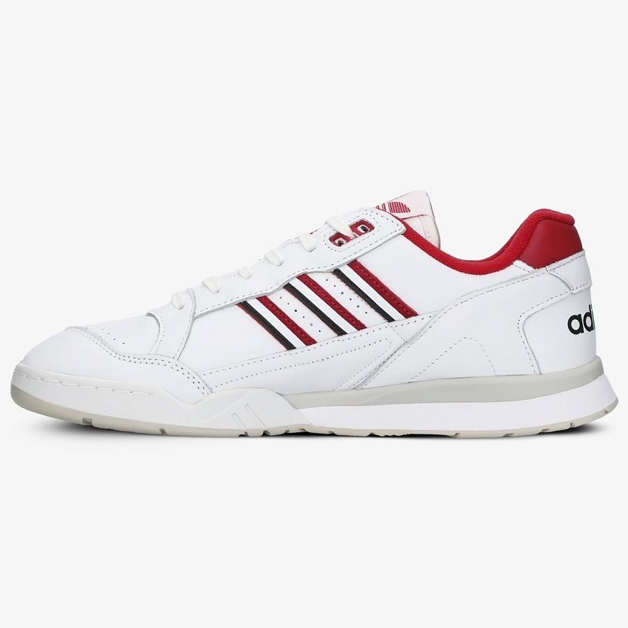 Фото № 3 с приближением к товару «‎Adidas A.r. Trainer»