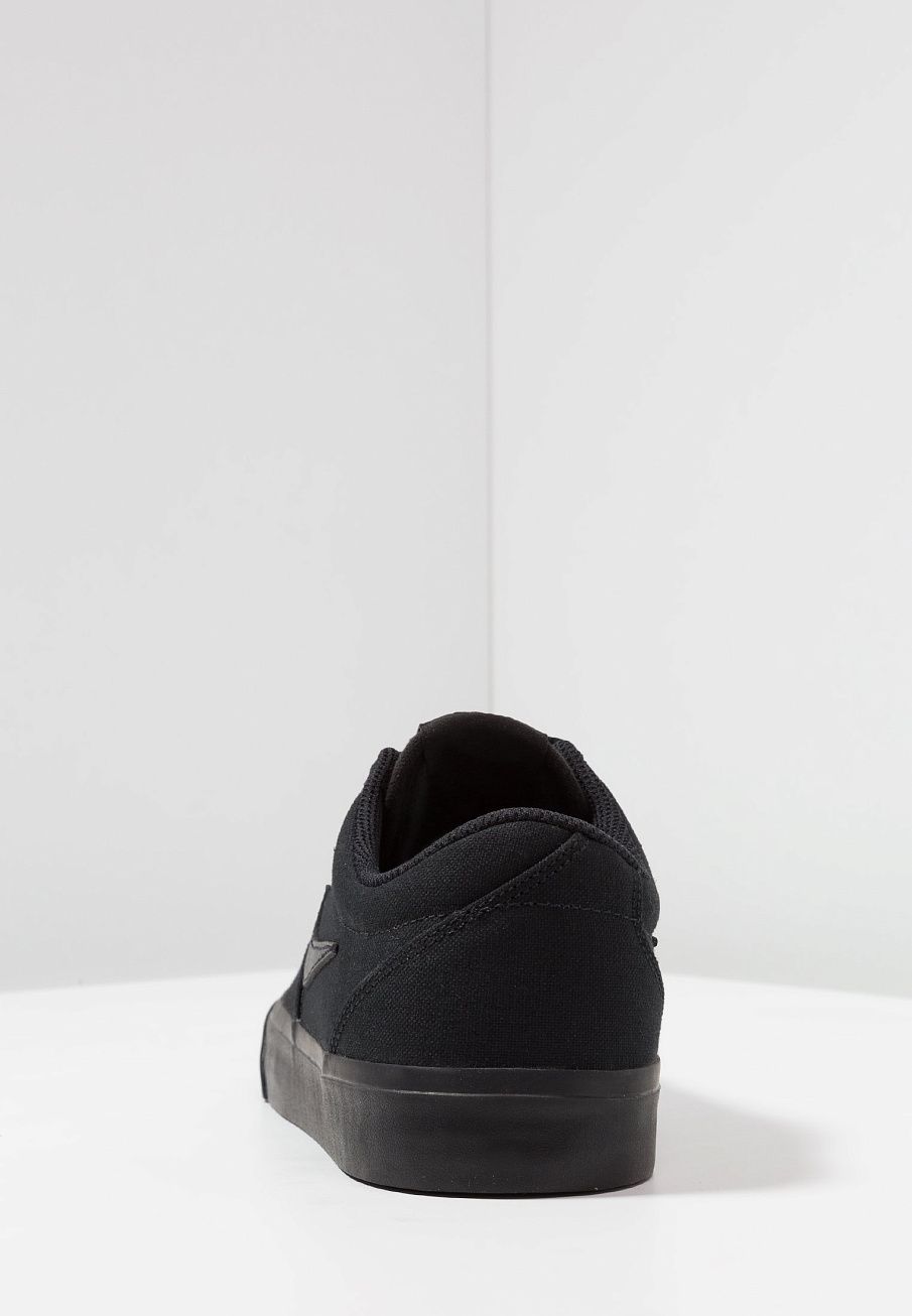 Фото № 4 с приближением к товару «‎Nike Charge Slr »
