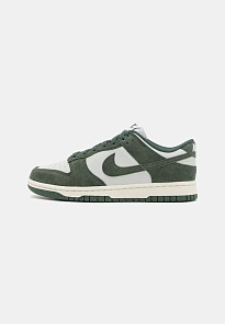 Фото № 1 с приближением к товару «‎DUNK LOW»