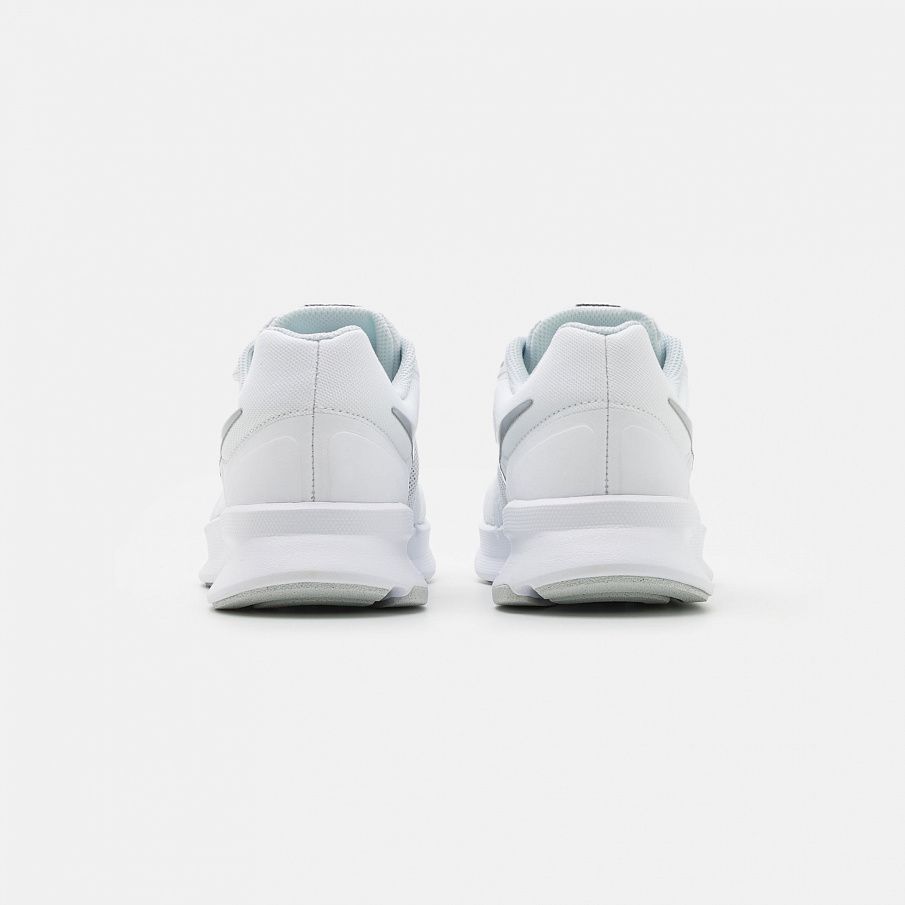 Фото № 3 с приближением к товару «‎Nike Swift 3»