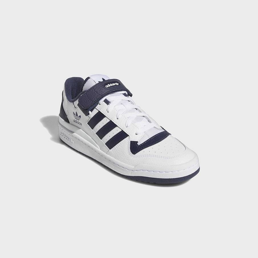 Фото № 2 с приближением к товару «‎Adidas Forum »