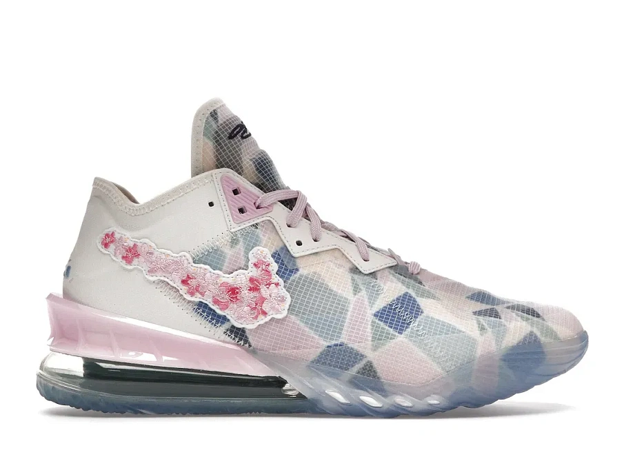 Фото № 1 с приближением к товару «‎Nike LeBron 18 Low atmos Cherry Blossom»