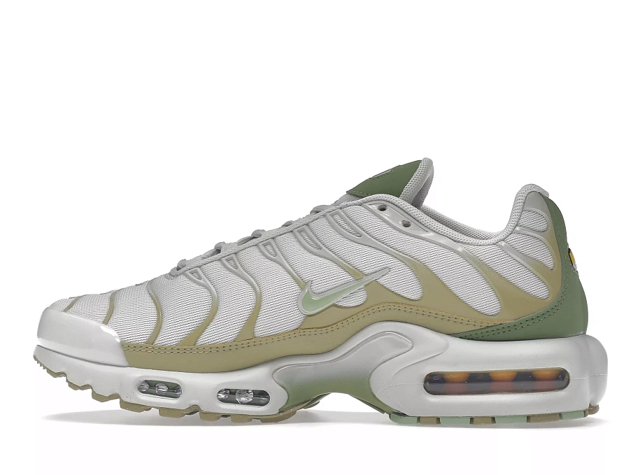Фото № 6 с приближением к товару «‎Nike Air Max Plus Light Bone Honeydew Alligator »