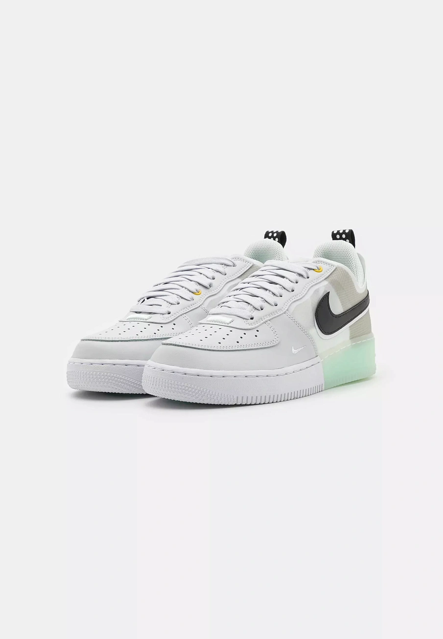 Фото № 2 с приближением к товару «‎AIR FORCE 1 REACT UNISEX»