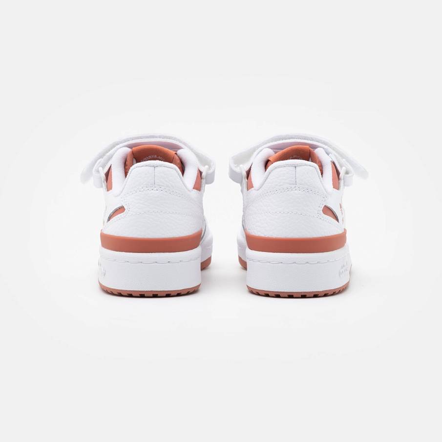 Фото № 5 с приближением к товару «‎Adidas Forum »