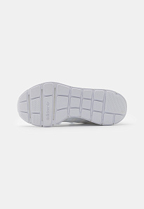 Фото № 5 с приближением к товару «‎Adidas Swift »