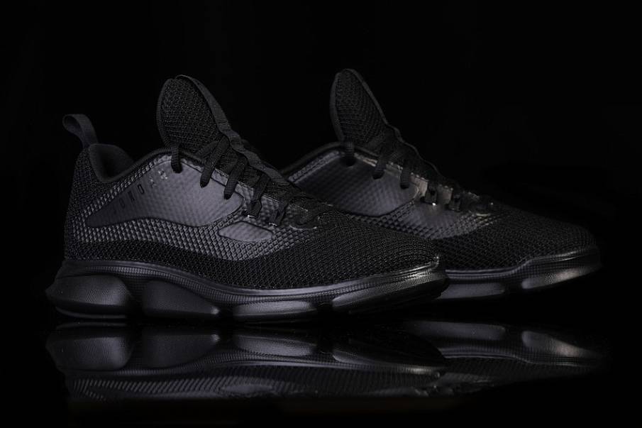 Фото № 2 с приближением к товару «‎Nike Air Jordan Impact TR »