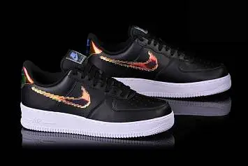 Nike Air Force 1 Iridescent Pixel  - 4