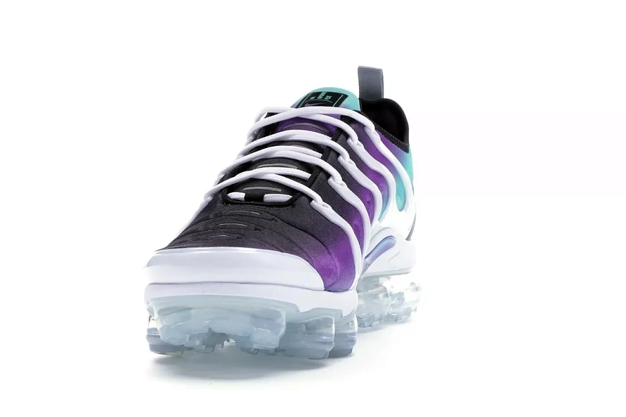 Фото № 2 с приближением к товару «‎Nike Air VaporMax Plus Grape»