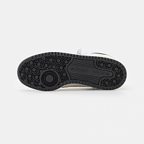 Фото № 5 с приближением к товару «‎Adidas Forum »