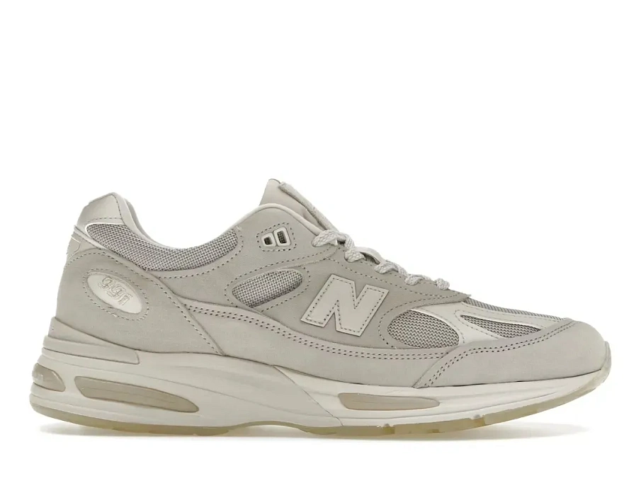 Фото № 1 с приближением к товару «‎New Balance 991v2»