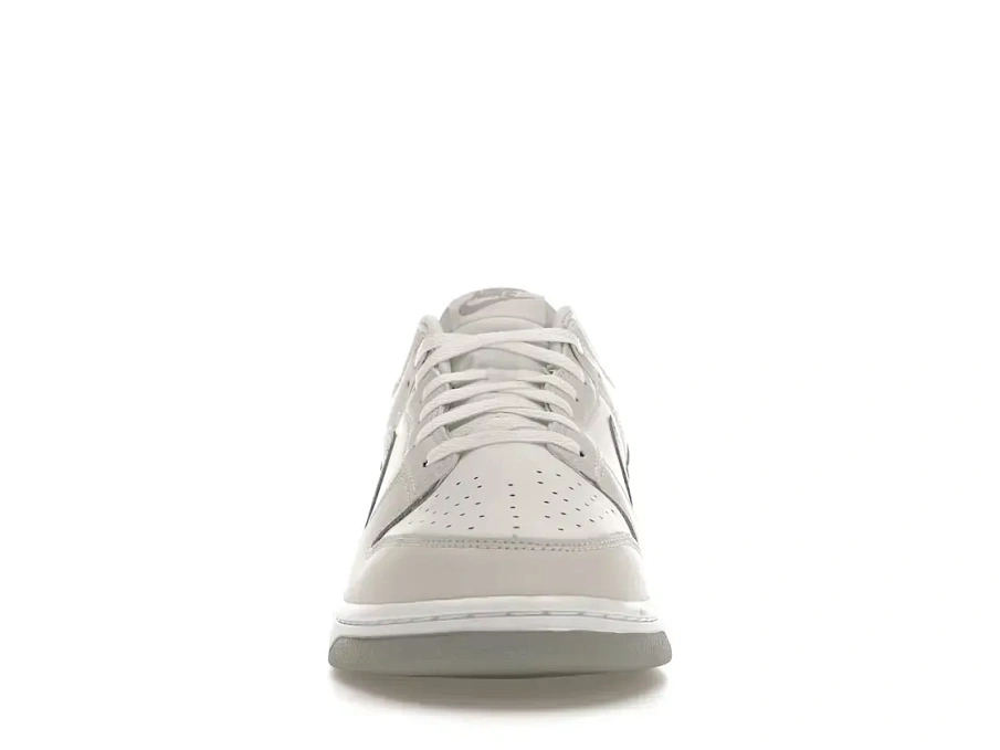 Фото № 2 с приближением к товару «‎Nike Dunk Low Retro»