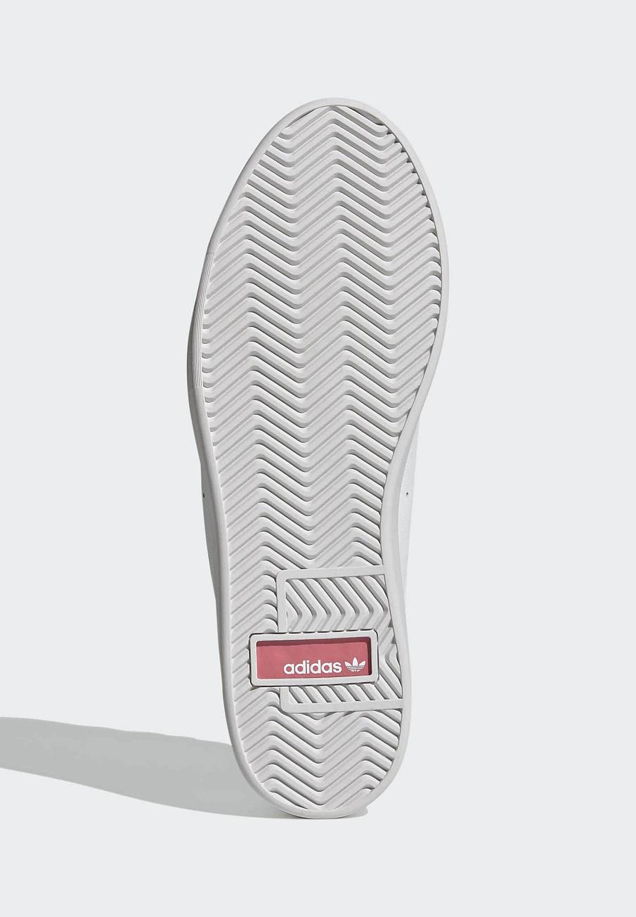 Фото № 4 с приближением к товару «‎Adidas Sleek Classic Shoes »