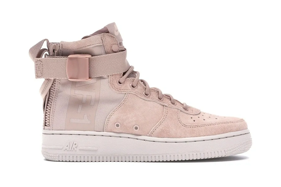Фото № 1 с приближением к товару «‎Nike SF Air Force 1 Mid Particle Beige »