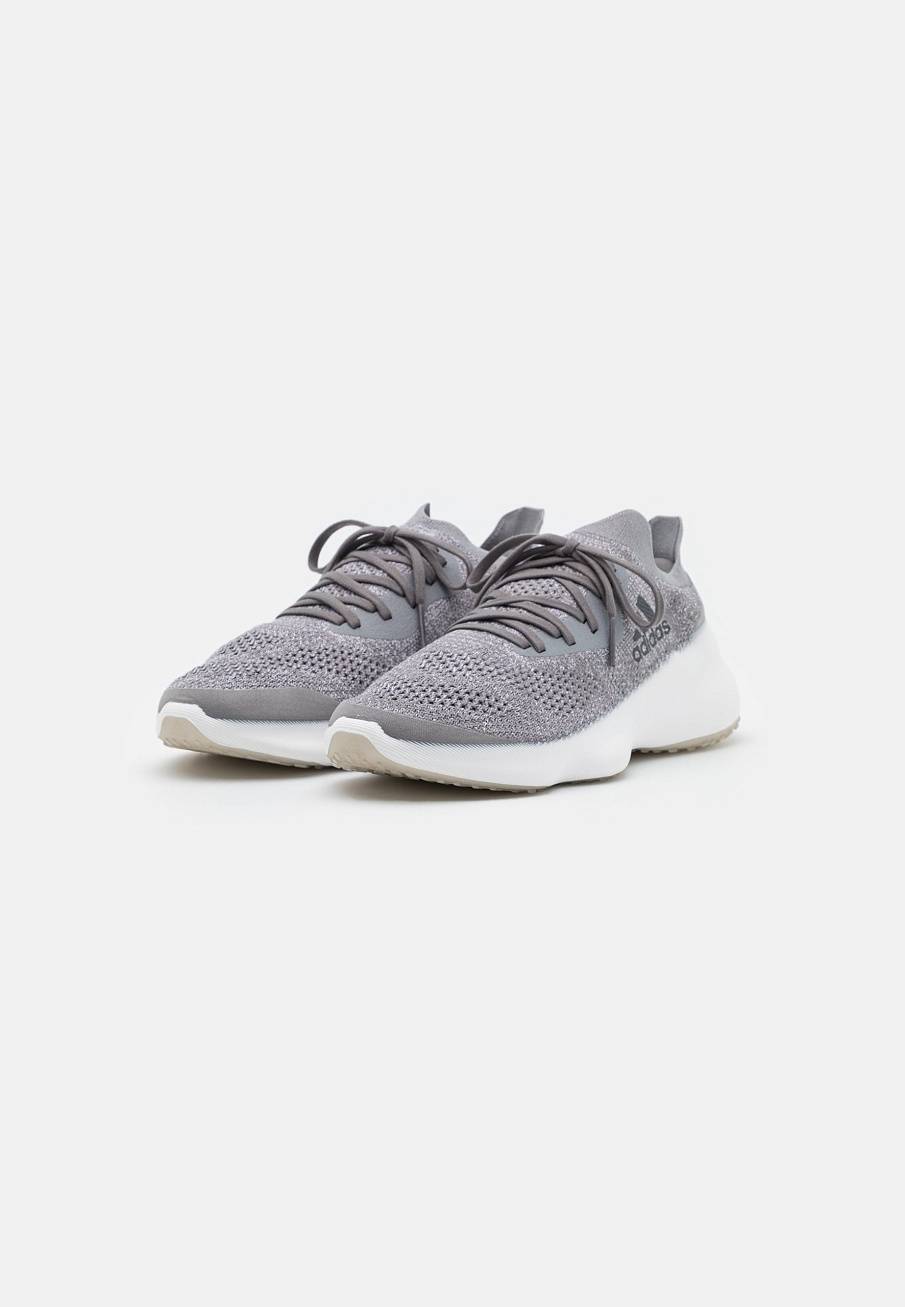 Фото № 2 с приближением к товару «‎Adidas Futurenatural»