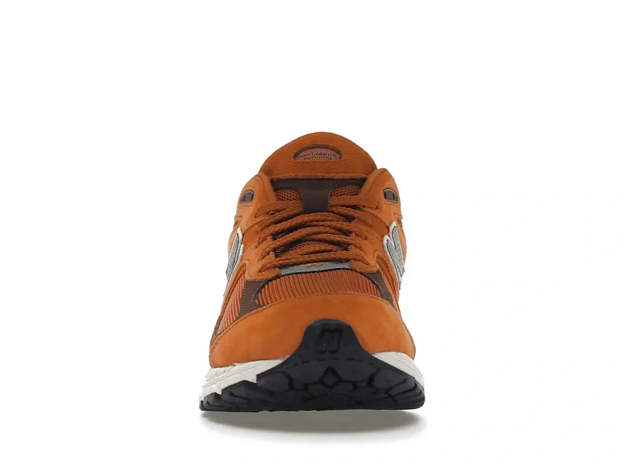 Фото № 2 с приближением к товару «‎New Balance 2002R»