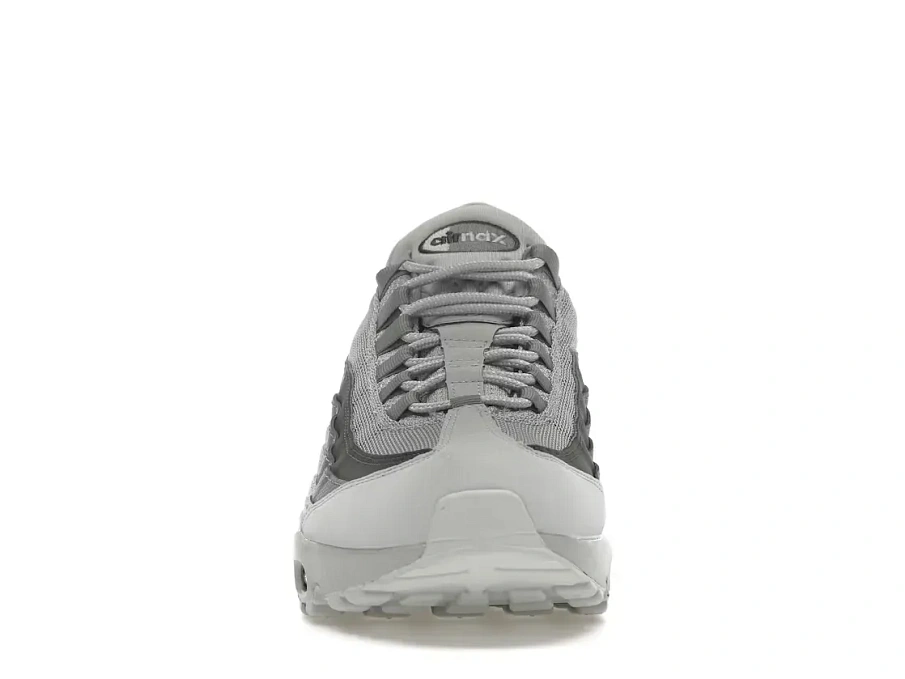 Фото № 2 с приближением к товару «‎Nike Air Max 95»