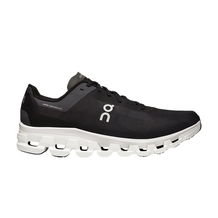 Фото № 1 с приближением к товару «‎ON Cloudflow 4 Black White»