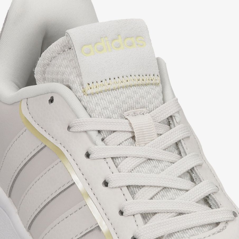Фото № 4 с приближением к товару «‎Adidas Postmove SE»
