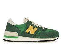 Фото № 1 с приближением к товару «‎New Balance 990v1»
