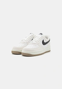 Фото № 2 с приближением к товару «‎AIR FORCE 1 07»