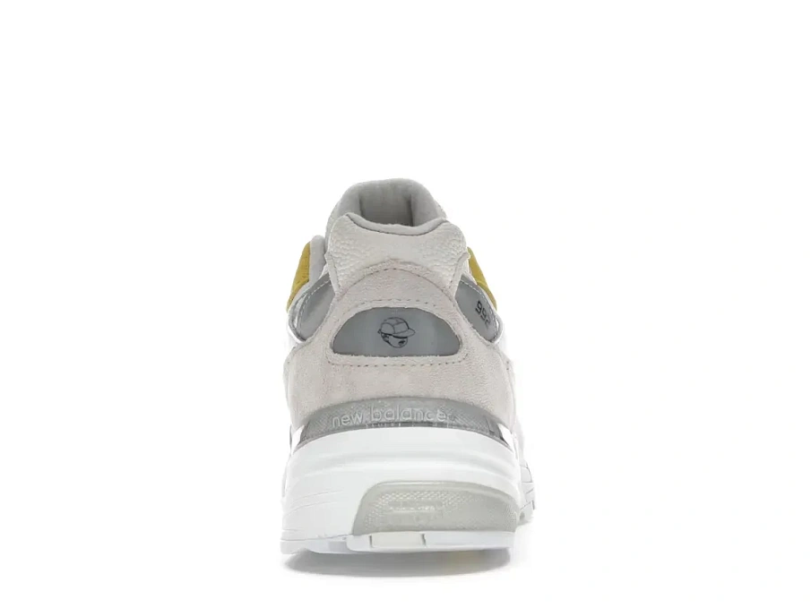Фото № 4 с приближением к товару «‎New Balance 992»