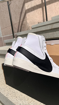 Фото № 3 с приближением к товару «‎Blazer Mid '77 Jumbo»