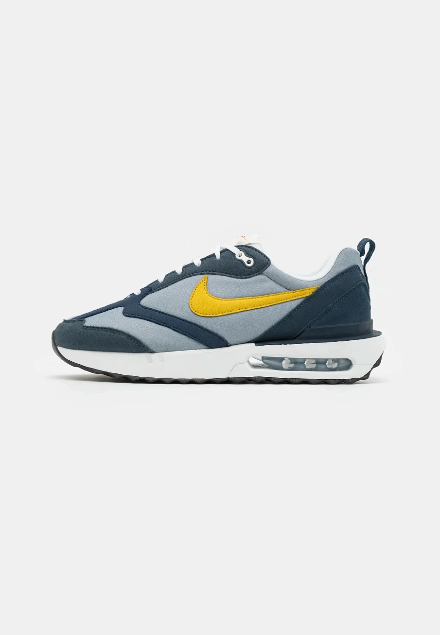 Фото № 1 с приближением к товару «‎AIR MAX »