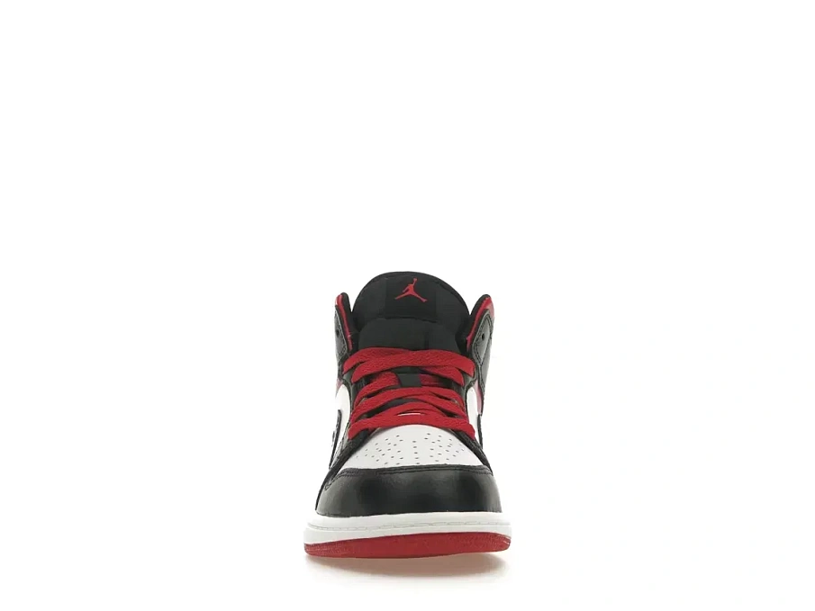Фото № 2 с приближением к товару «‎Jordan 1 Mid»
