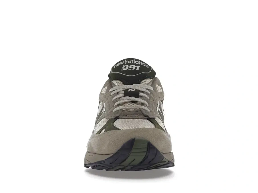 Фото № 2 с приближением к товару «‎New Balance 991»