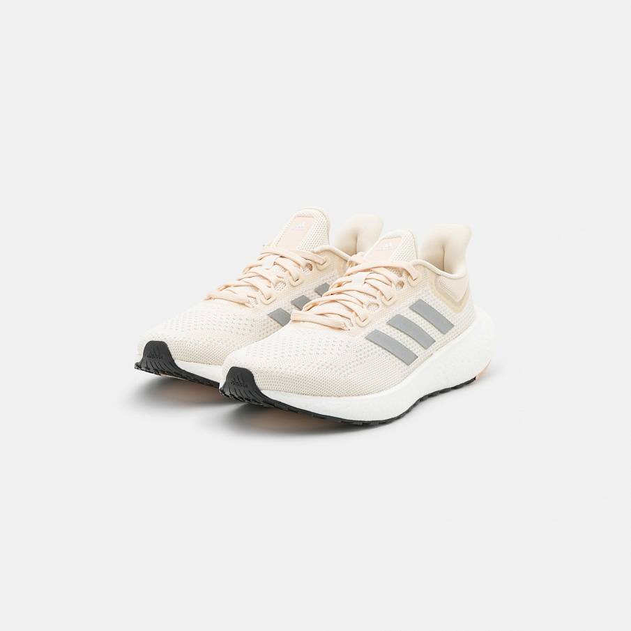 Фото № 3 с приближением к товару «‎Adidas Pureboost Jet »