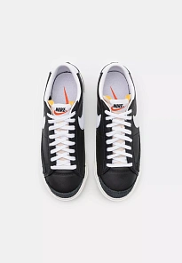 Фото № 4 с приближением к товару «‎BLAZER 77 VNTG UNISEX»