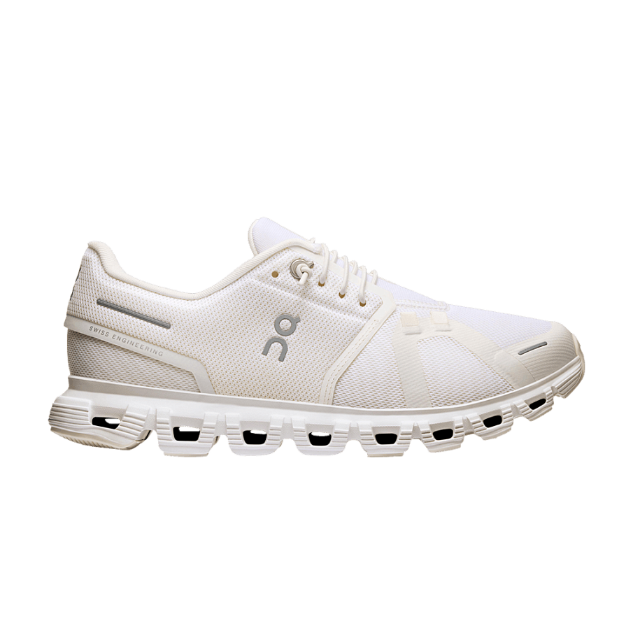Фото № 1 с приближением к товару «‎ON Women's Cloud 6 Triple White»