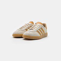 Фото № 2 с приближением к товару «‎Adidas Munchen »