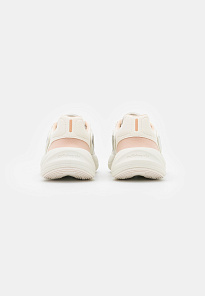 Фото № 4 с приближением к товару «‎Adidas Ozelia »