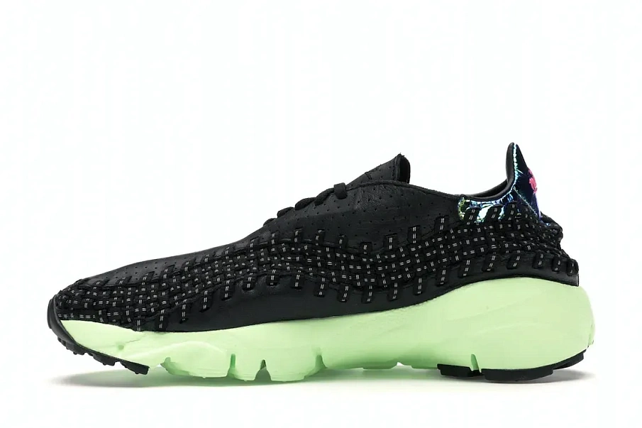 Фото № 3 с приближением к товару «‎Nike Air Footscape Wvn Mtn City Qs Black Pink Pow»
