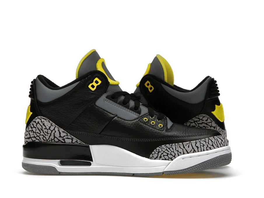 Фото № 5 с приближением к товару «‎Jordan 3 Retro Oregon Ducks Pit Crew Black»