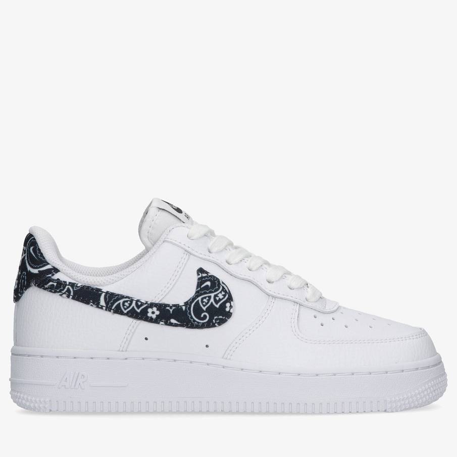 Фото № 3 с приближением к товару «‎Nike Air Force 1 07 Essential»