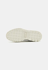 Фото № 4 с приближением к товару «‎MAYZE»