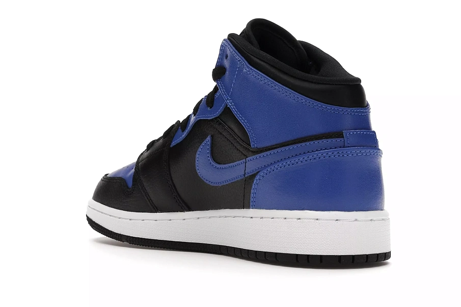 Фото № 3 с приближением к товару «‎Jordan 1 Mid Hyper Royal »