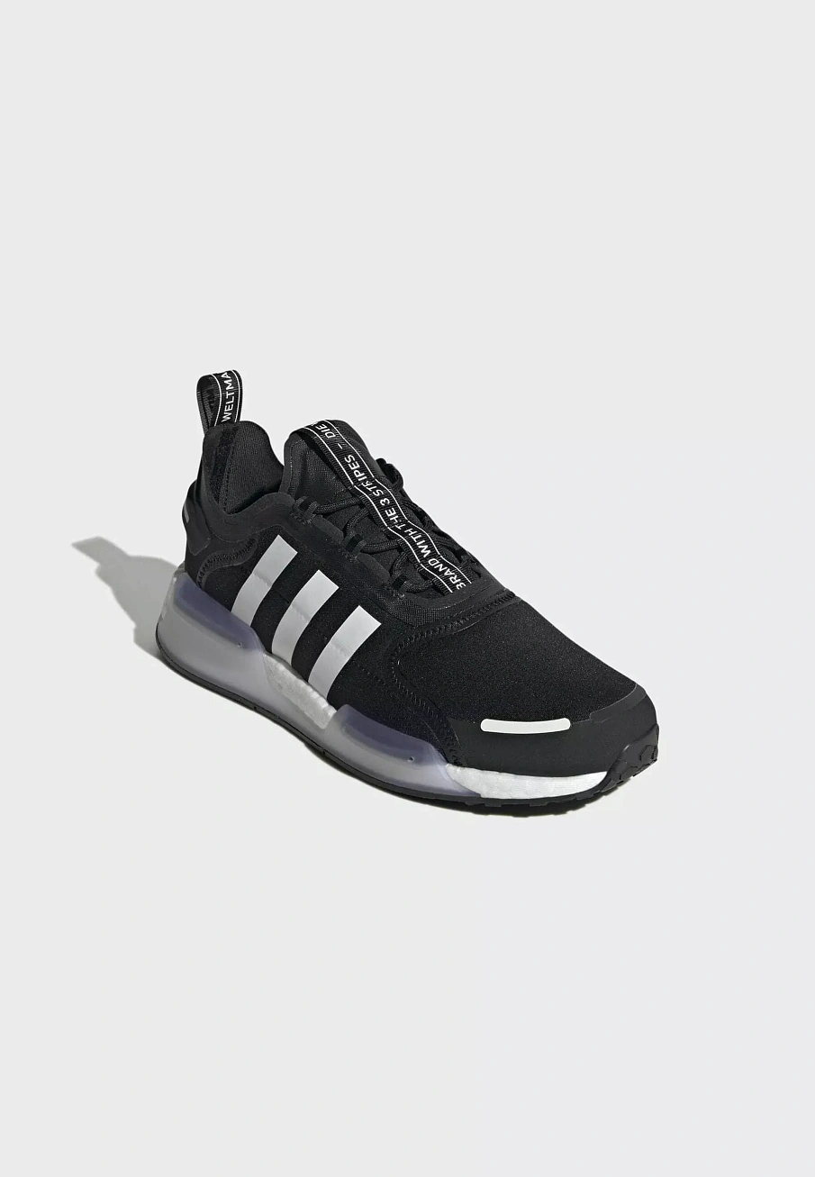 Фото № 3 с приближением к товару «‎NMD V3»