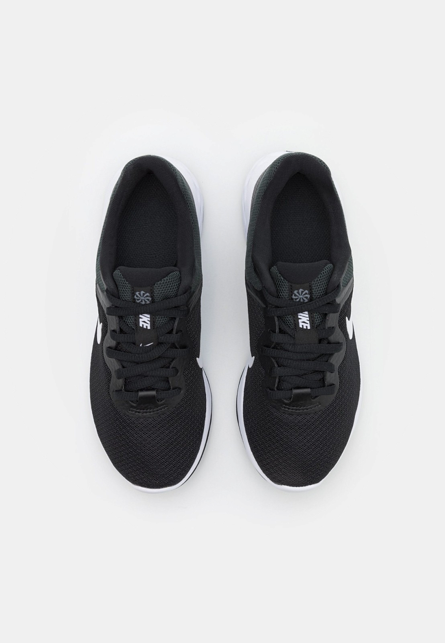 Фото № 3 с приближением к товару «‎Nike Revolution 6»