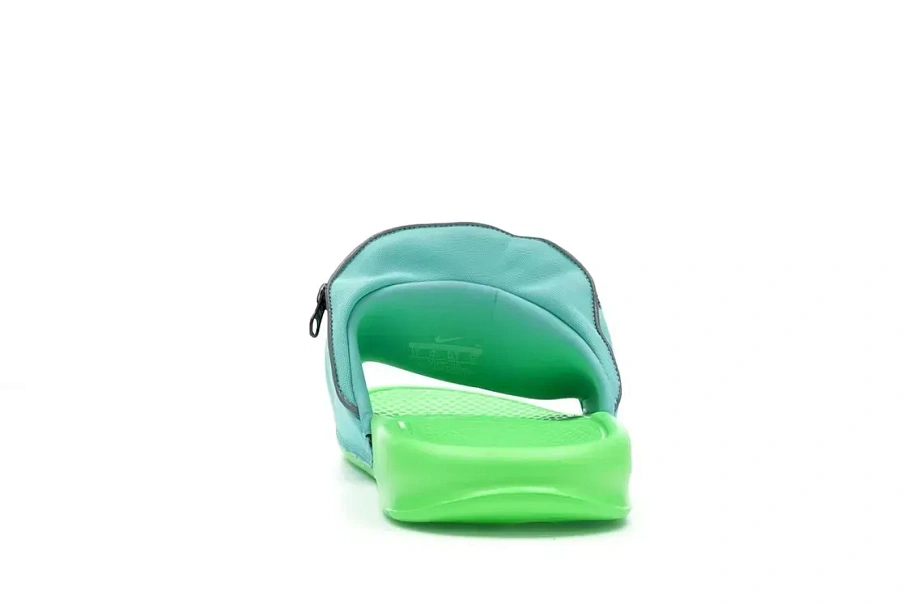 Фото № 4 с приближением к товару «‎Nike Benassi»