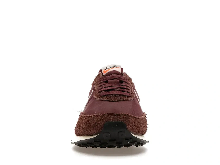 Фото № 2 с приближением к товару «‎Nike Waffle Trainer 2 Burgundy Crush»