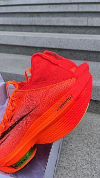 Фото № 5 с приближением к товару «‎Nike Air Zoom Alphafly NEXT%2 Flyknik»