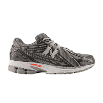Фото № 1 с приближением к товару «‎New Balance 1906R Black Metallic Urgent Red Slate»