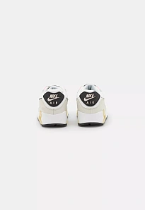 Фото № 3 с приближением к товару «‎W AIR MAX 90»