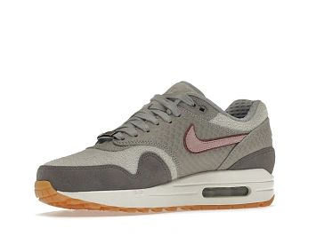 Nike Air Max 1 Paris Bespoke  - 2