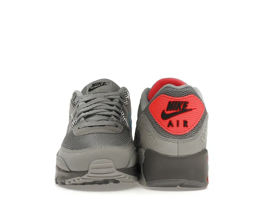 Фото № 2 с приближением к товару «‎Nike Air Max 90 Moscow»